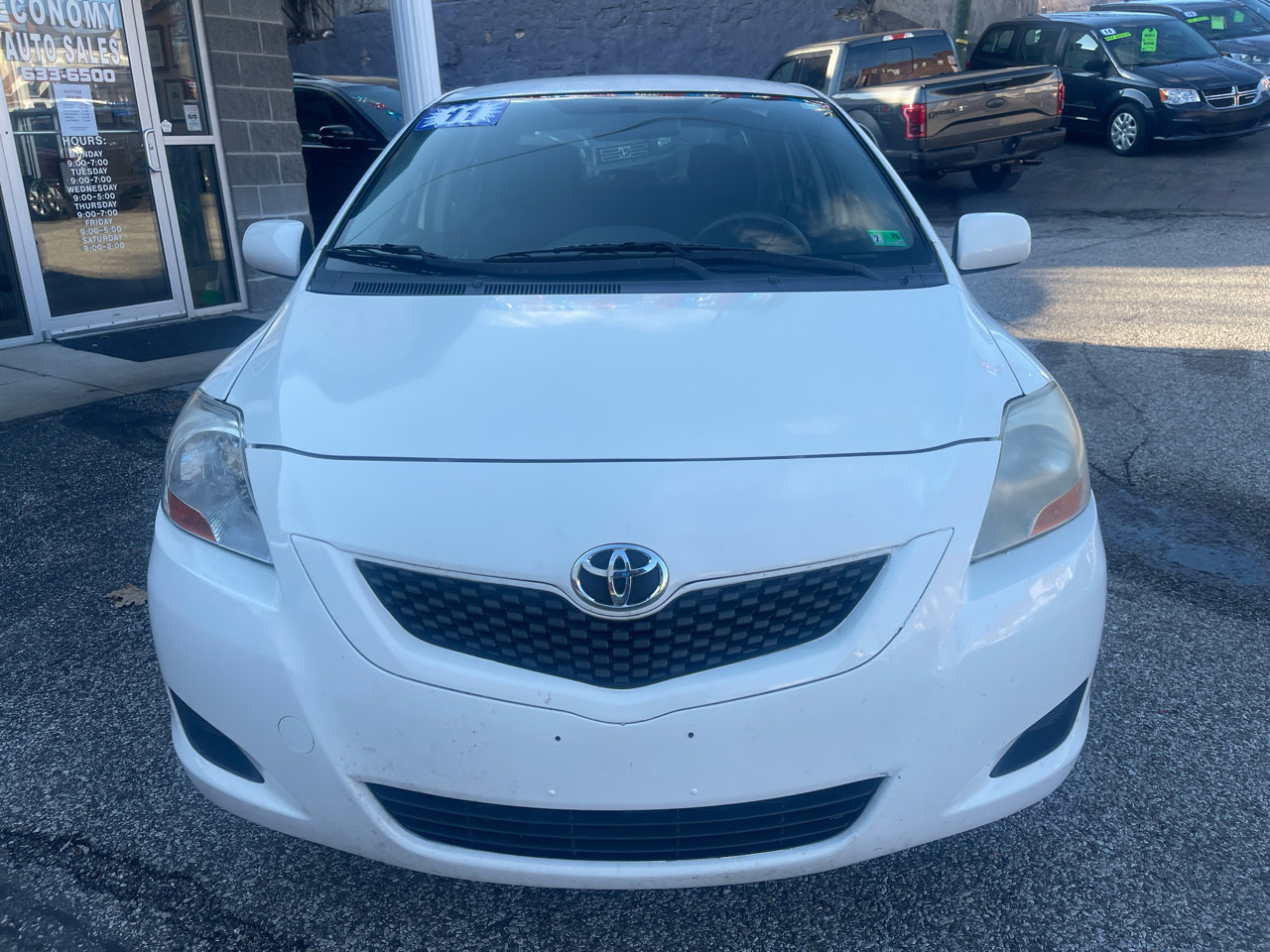 Used 2011 Toyota Yaris Sedan image 3