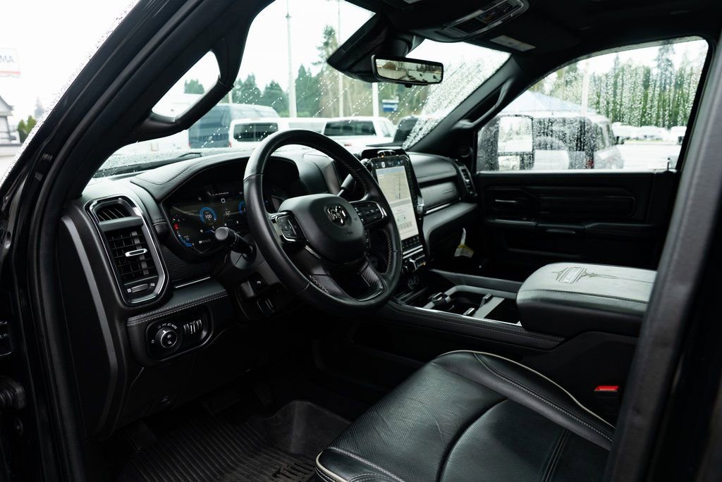 Used 2024 RAM 2500 Limited image 22