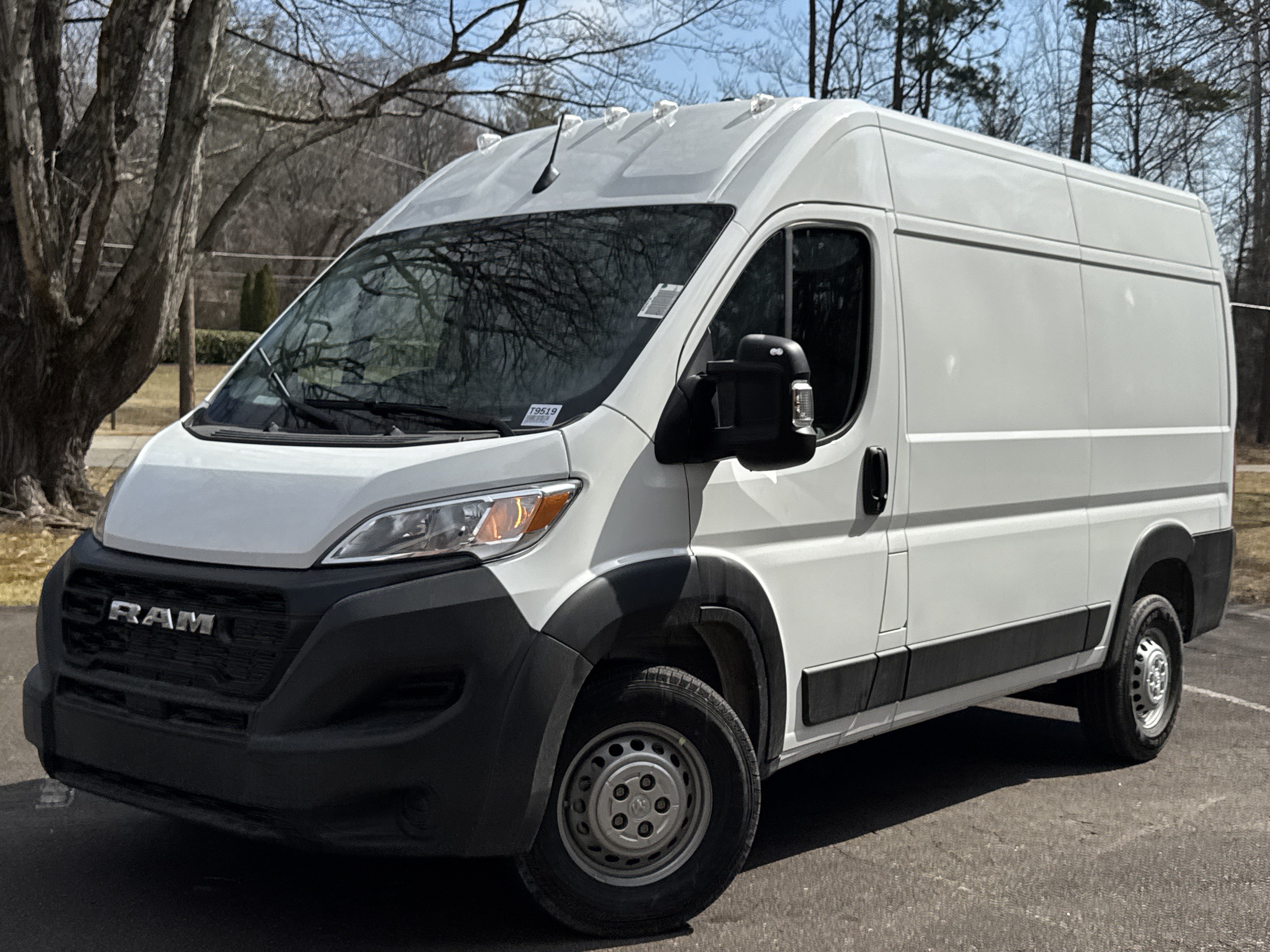 New 2026 RAM ProMaster 2500 w/ Storage Group FWD image 1