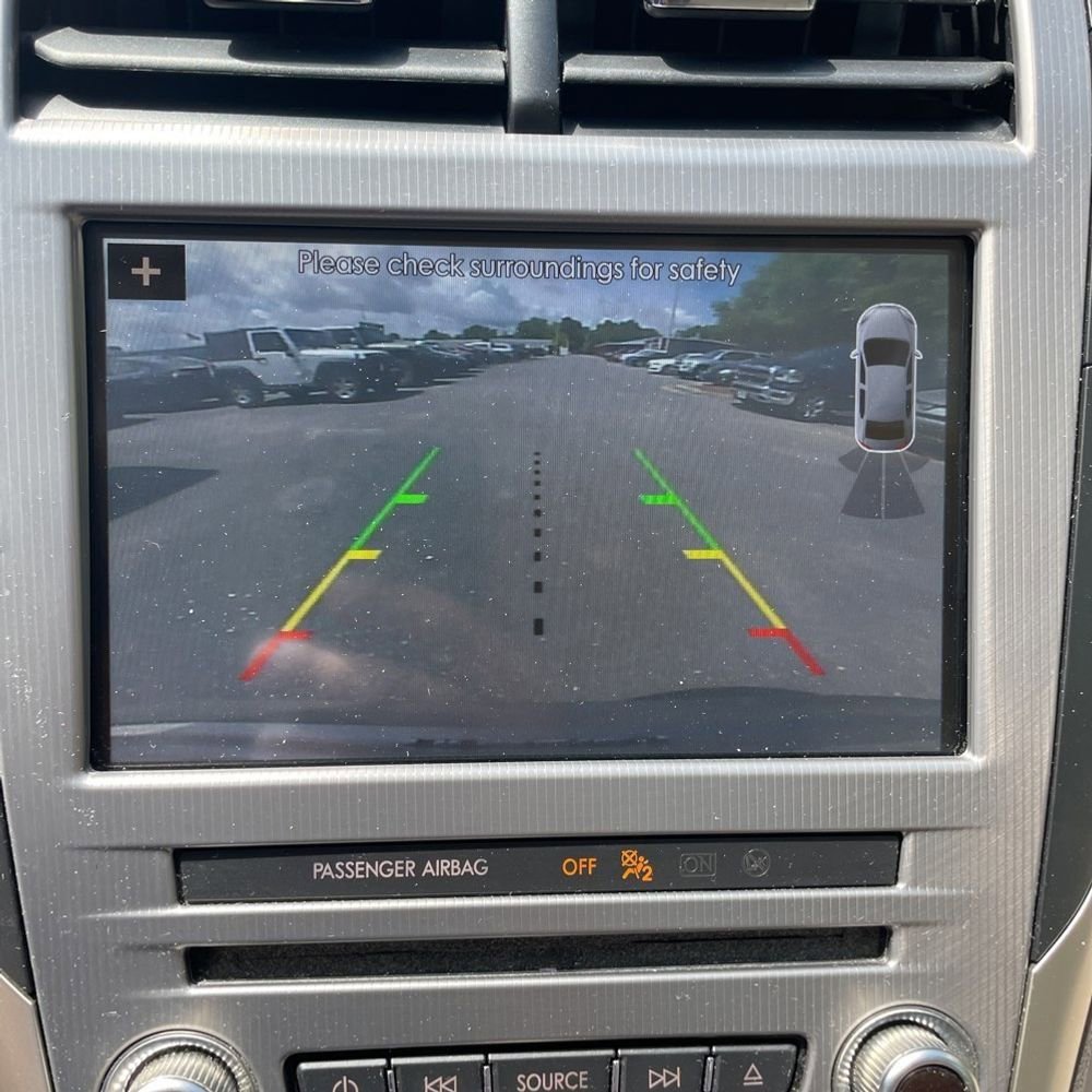 Used 2017 Lincoln MKZ Select w/ Select Plus Package FWD image 10