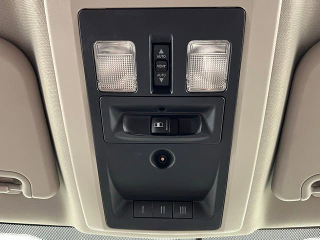 Used 2012 RAM 3500 Laramie Longhorn image 21