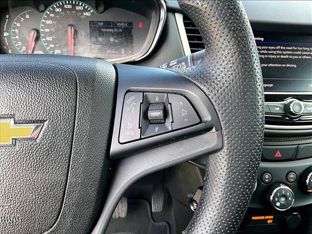 Used 2020 Chevrolet Trax LS FWD image 21