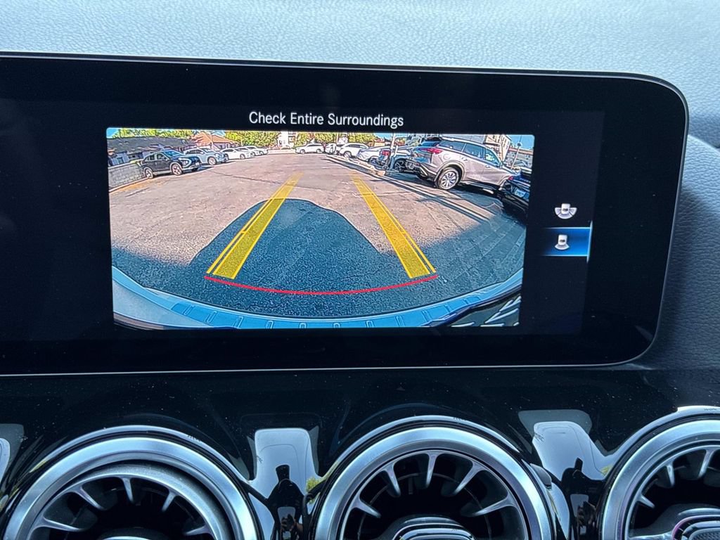 Used 2023 Mercedes-Benz GLA 250 image 27