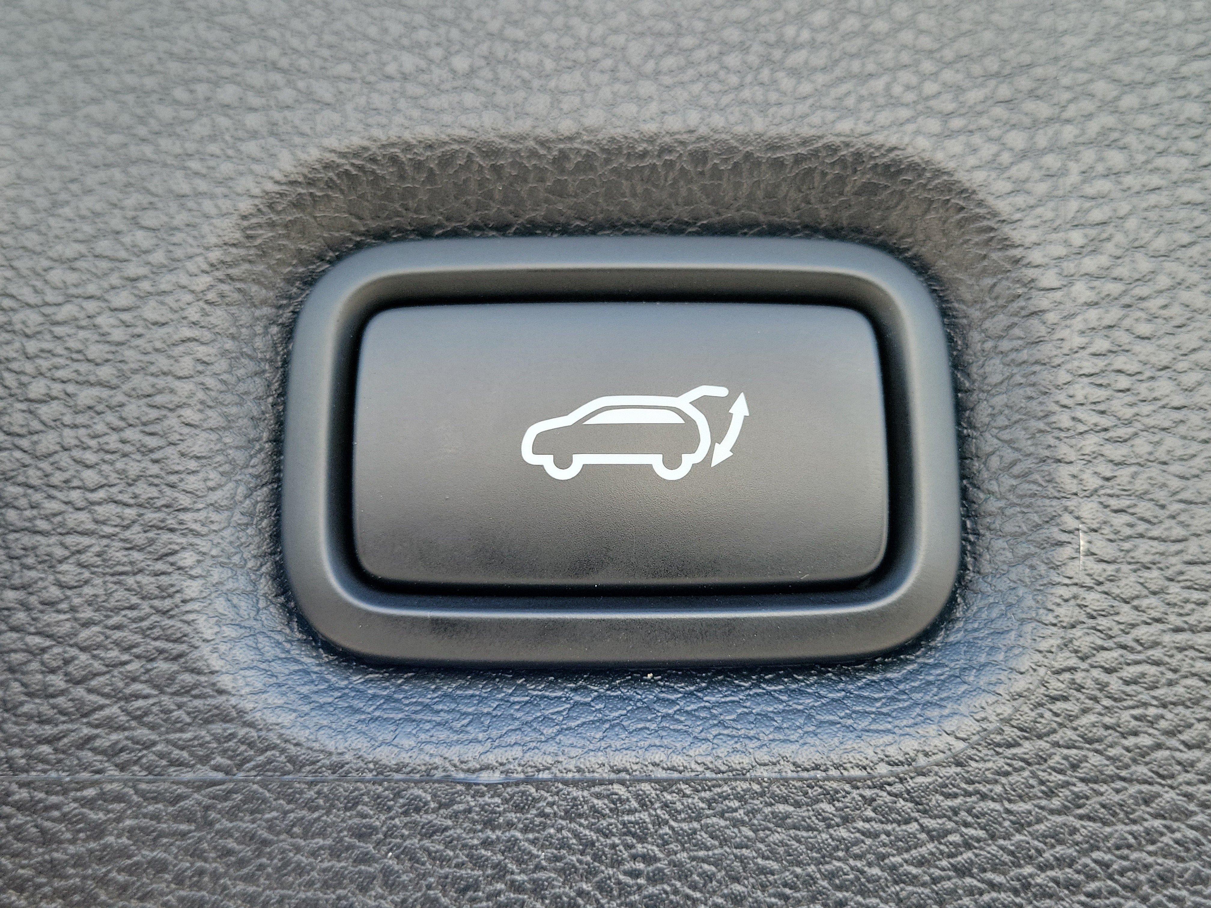 Used 2023 Hyundai Santa Fe SEL AWD/4WD image 7