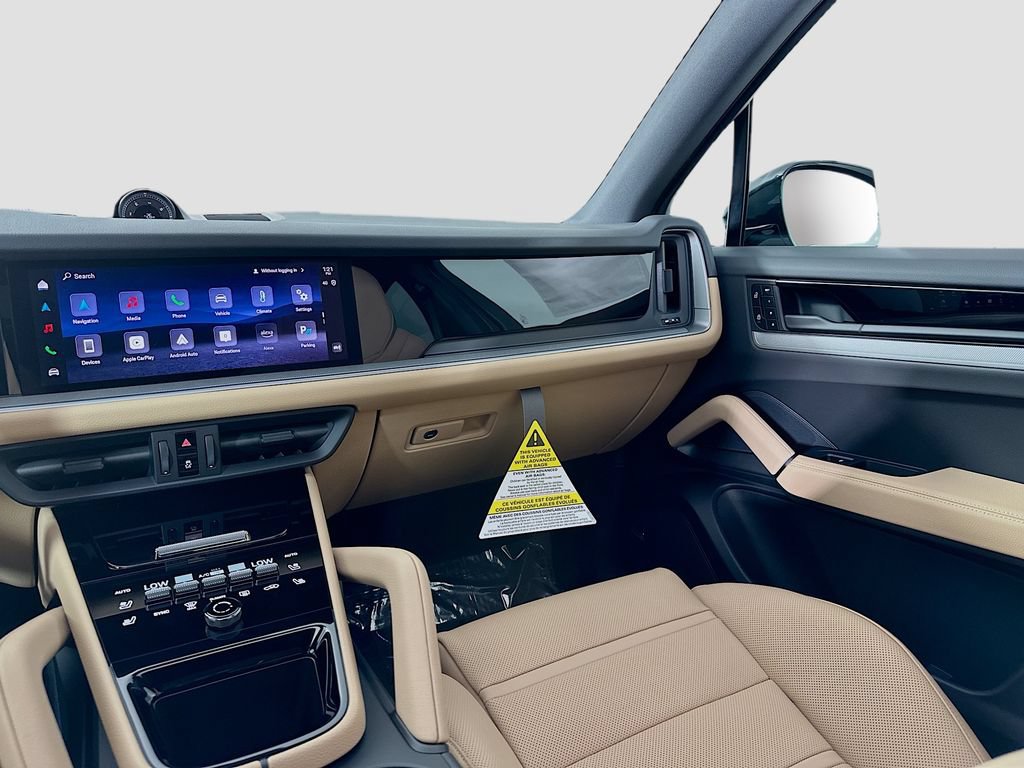 Certified 2026 Porsche Cayenne AWD/4WD image 26