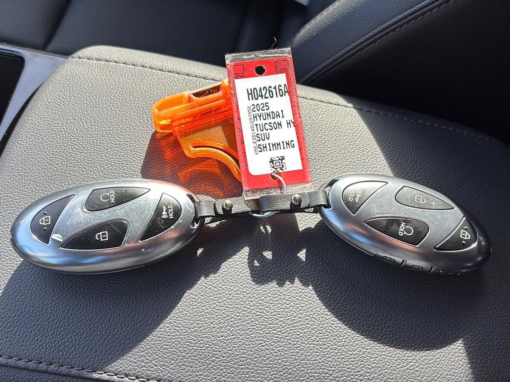 Certified 2025 Hyundai Tucson Limited image 44