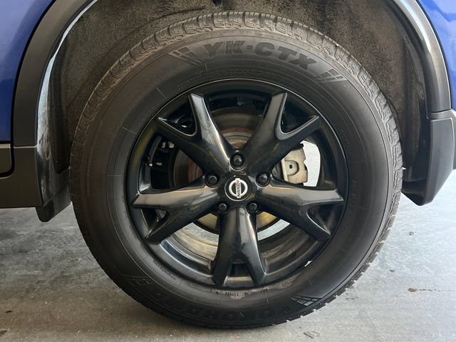 Used 2018 Nissan Rogue S AWD/4WD image 10
