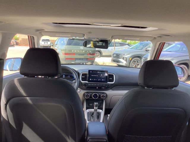 Certified 2026 Hyundai Venue SEL FWD image 11