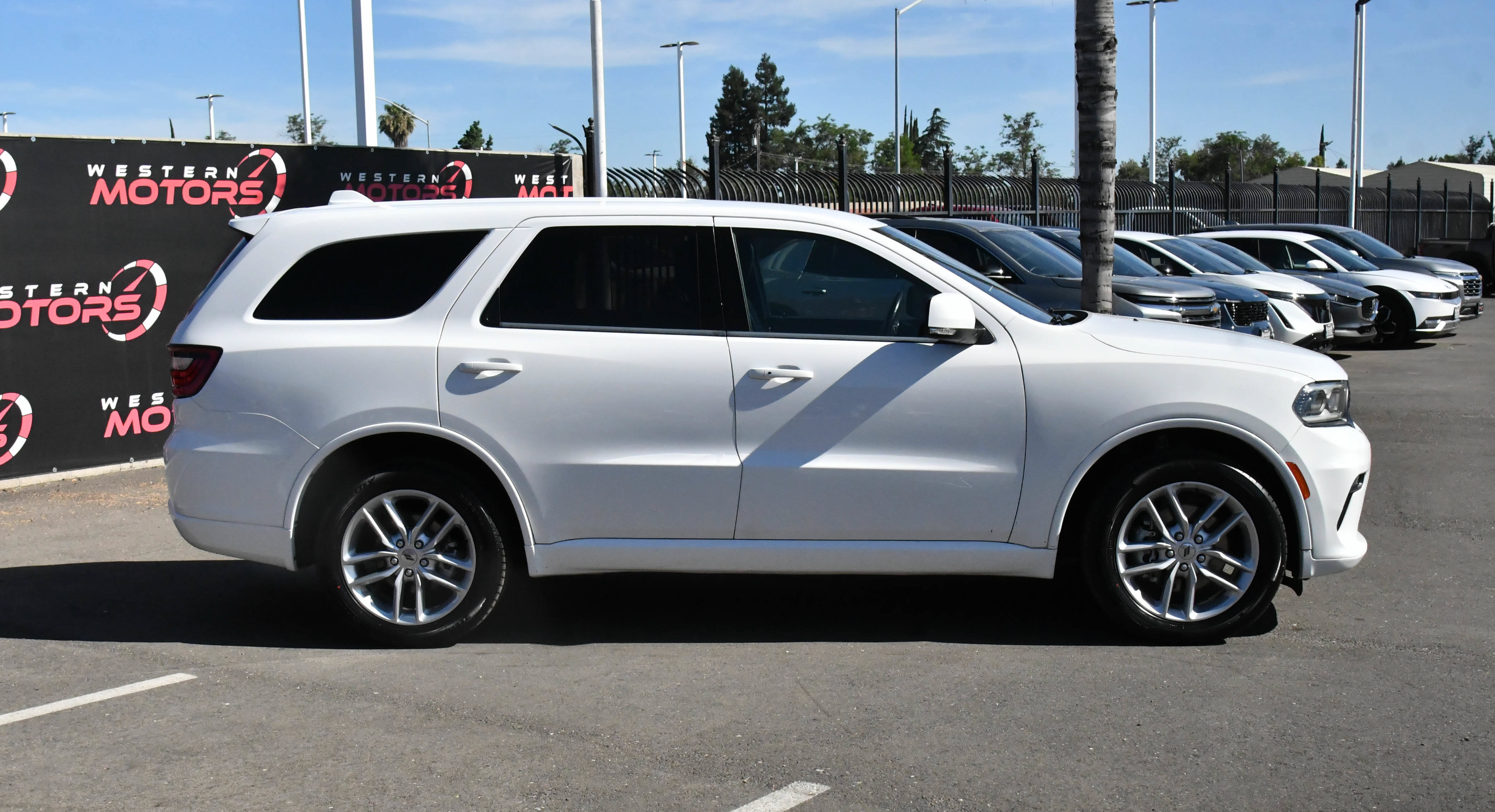 Used 2022 Dodge Durango GT AWD/4WD image 9