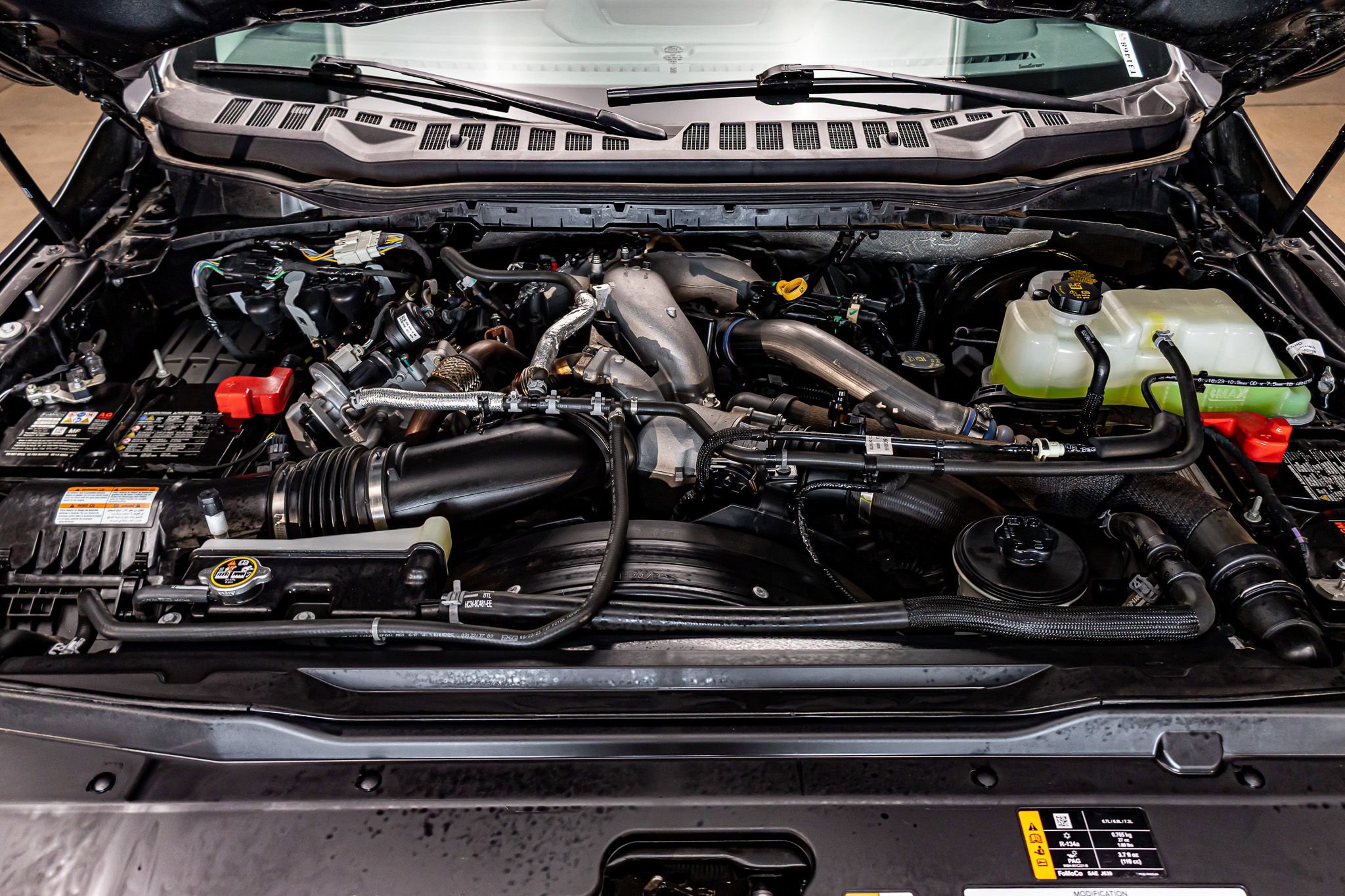 Used 2023 Ford F250 Lariat w/ Sport Appearance Package image 31