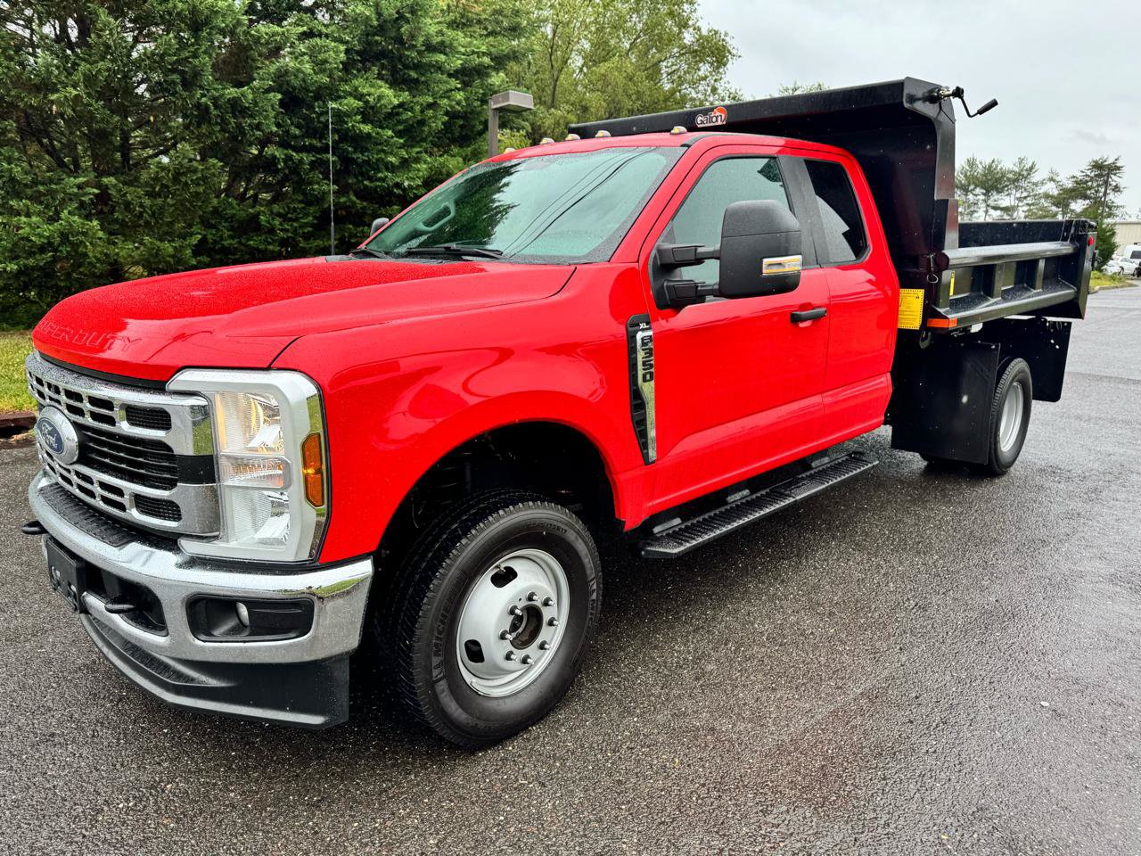 Used 2025 Ford F350 XL w/ XL Chrome Package AWD/4WD image 1