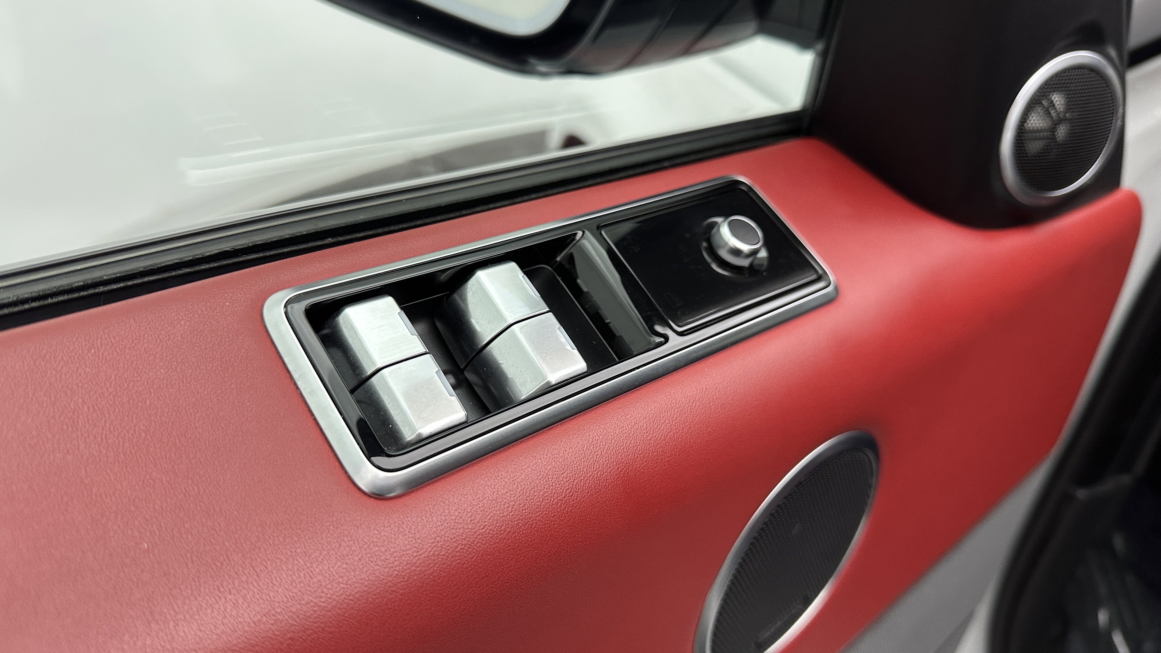 Used 2021 Land Rover Range Rover Sport Autobiography image 15