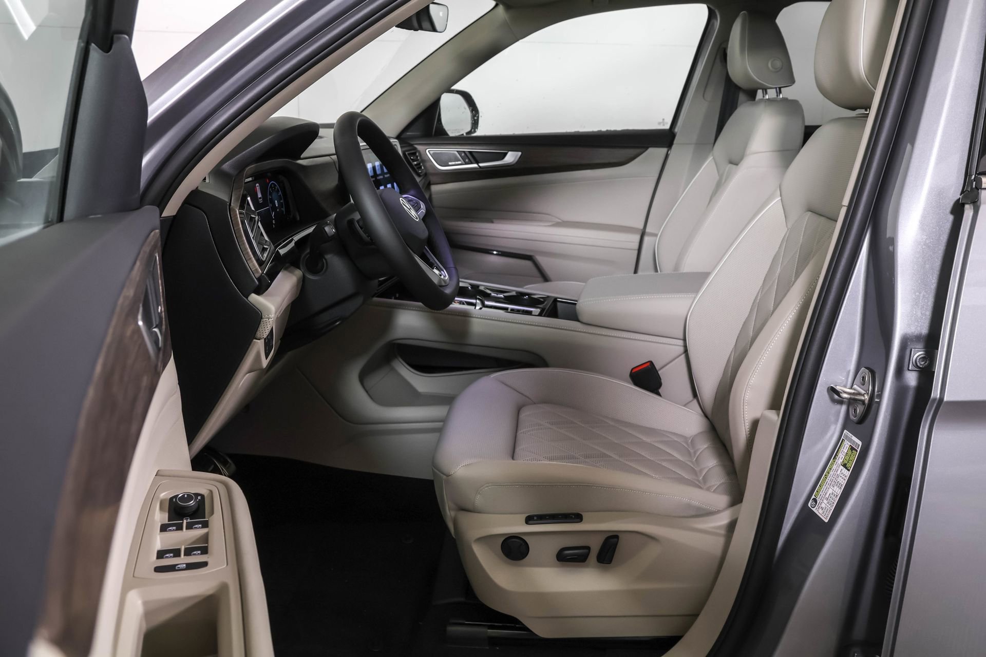 New 2026 Volkswagen Atlas SEL Premium R-Line image 5