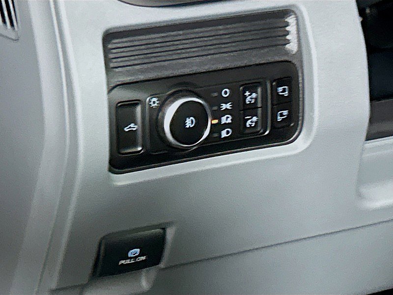 New 2025 Ford F350 XLT w/ 360-Degree Camera Package AWD/4WD image 10