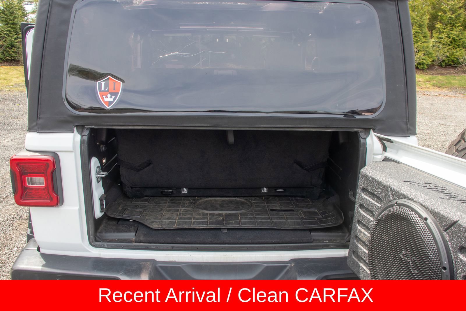 Used 2019 Jeep Wrangler Sport AWD/4WD image 18