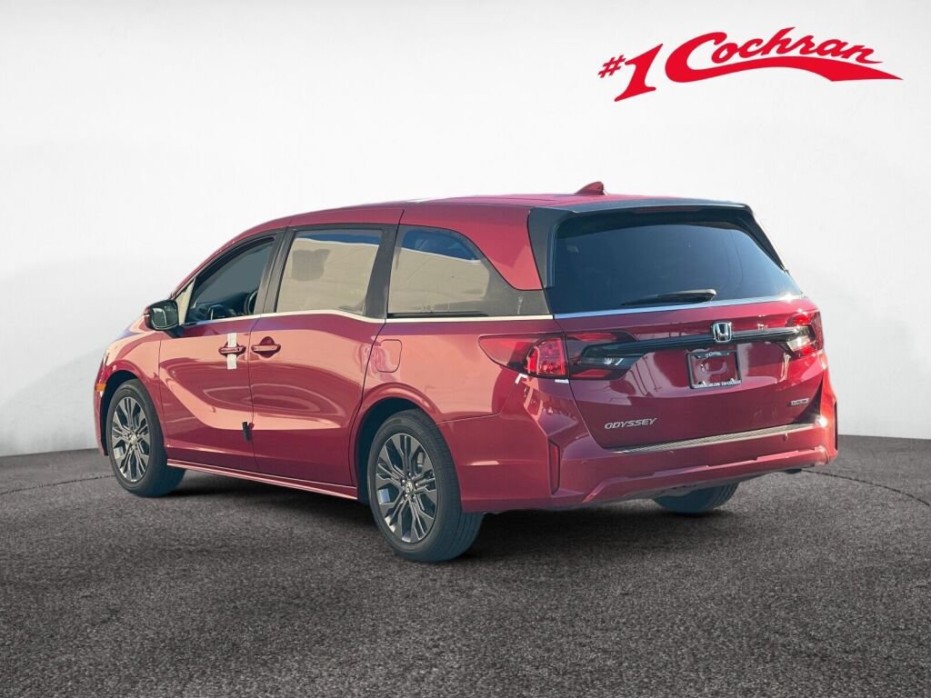 New 2026 Honda Odyssey Touring image 4