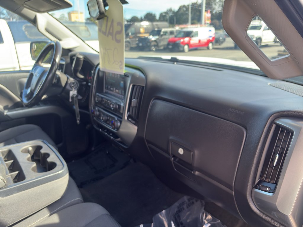 Used 2018 Chevrolet Silverado 1500 LT w/ All Star Edition AWD/4WD image 23