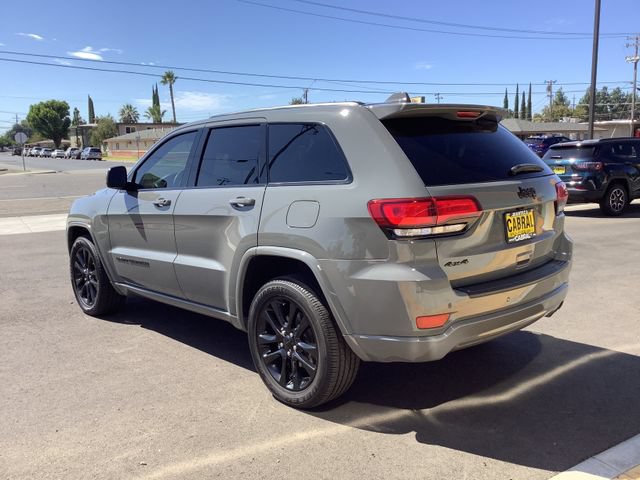 Used 2019 Jeep Grand Cherokee Altitude AWD/4WD image 21