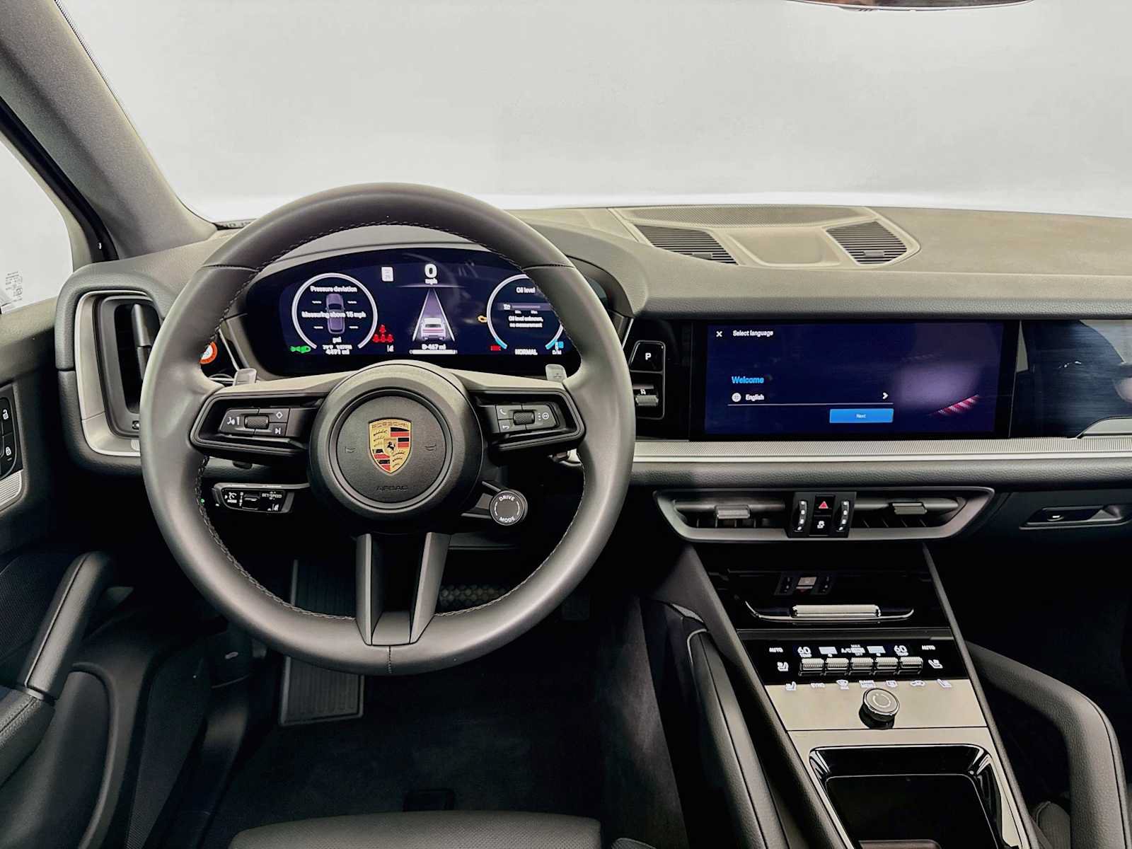 Certified 2025 Porsche Cayenne AWD/4WD image 24