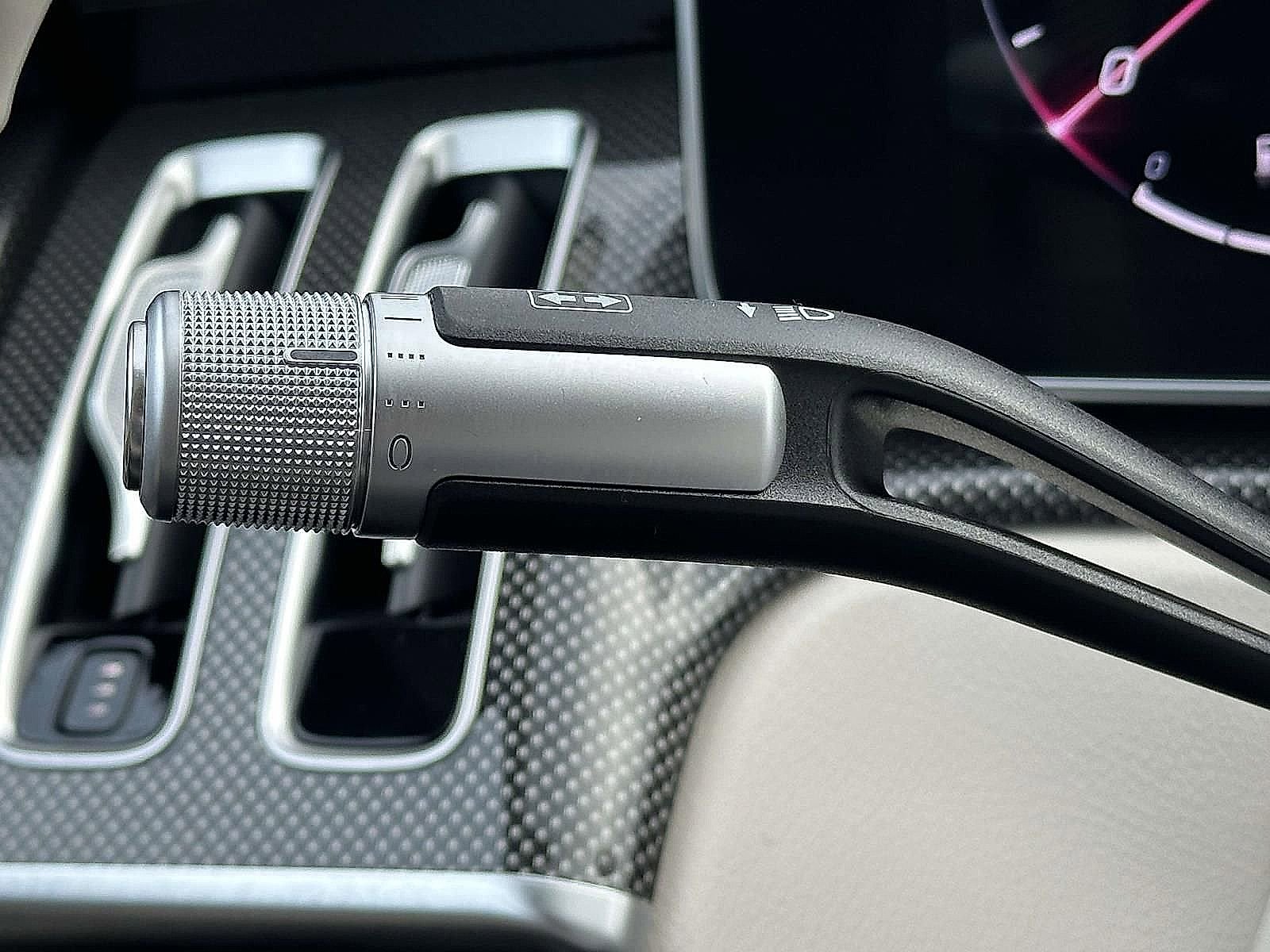 Used 2025 Mercedes-Benz S 580 4MATIC Sedan image 24