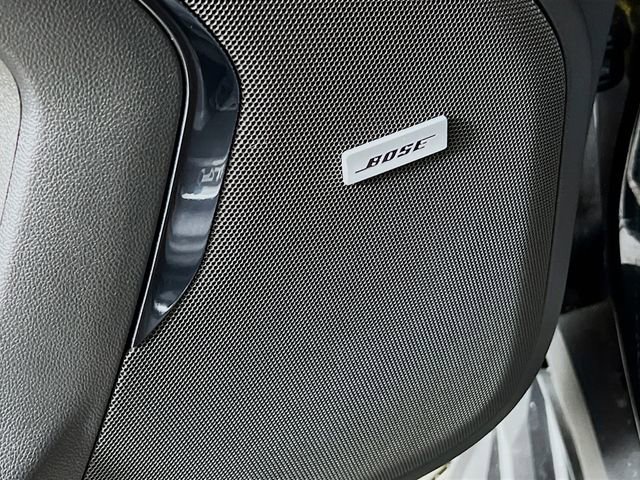 Used 2025 GMC Yukon AT4 image 17