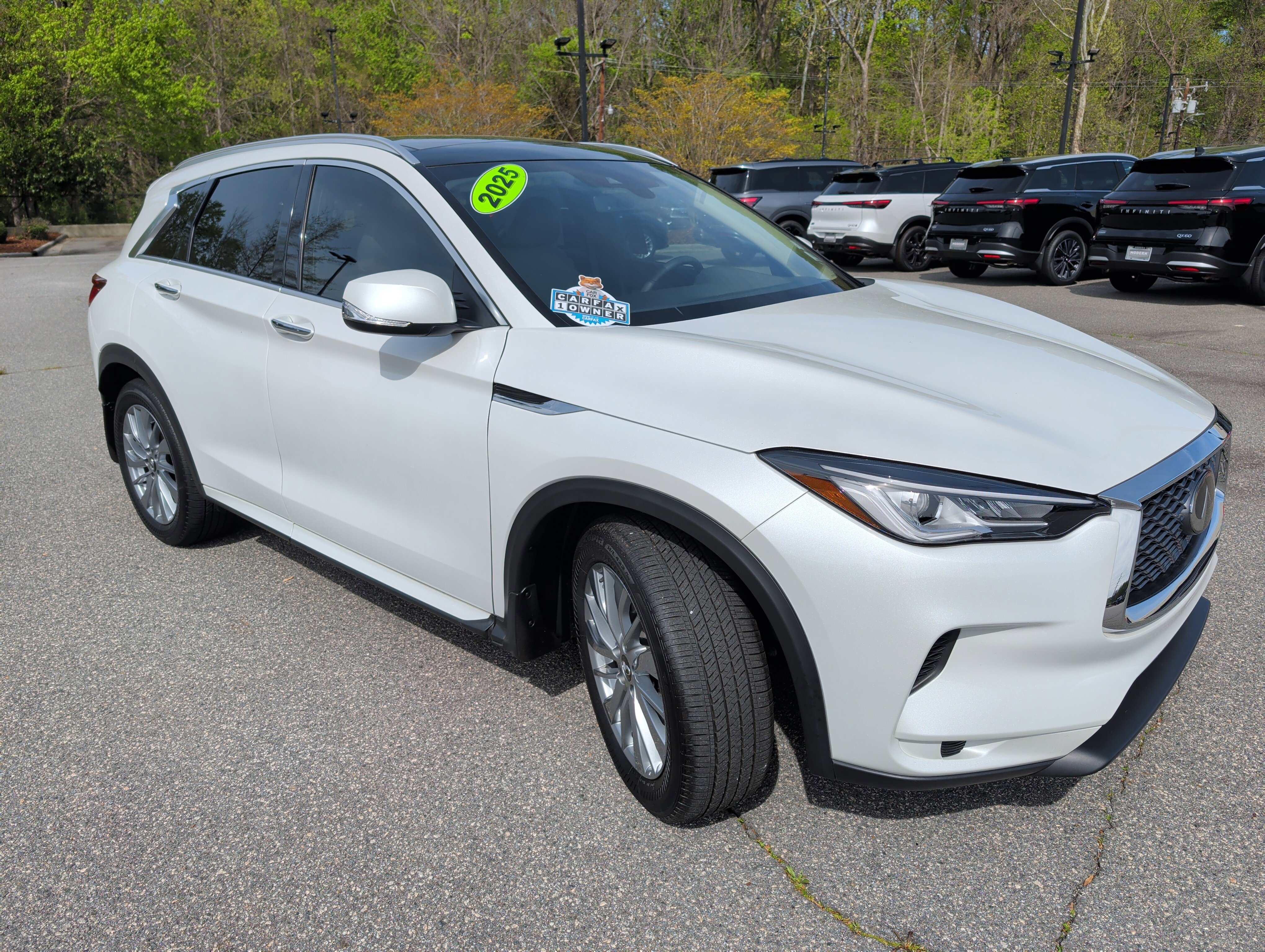 Certified 2025 INFINITI QX50 Luxe w/ Cargo Package image 2