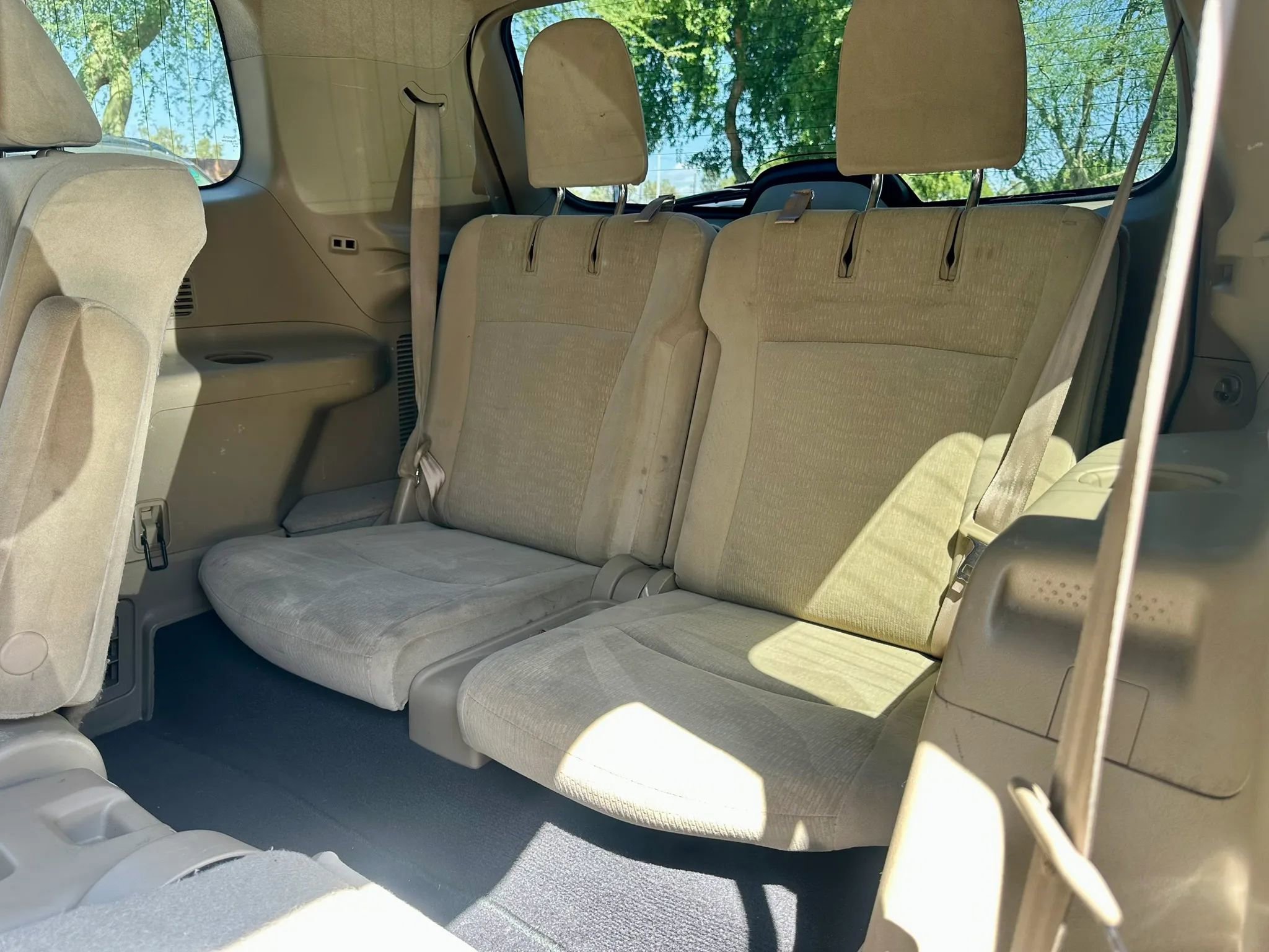 Used 2012 Toyota Highlander FWD w/ Tech Pkg image 16