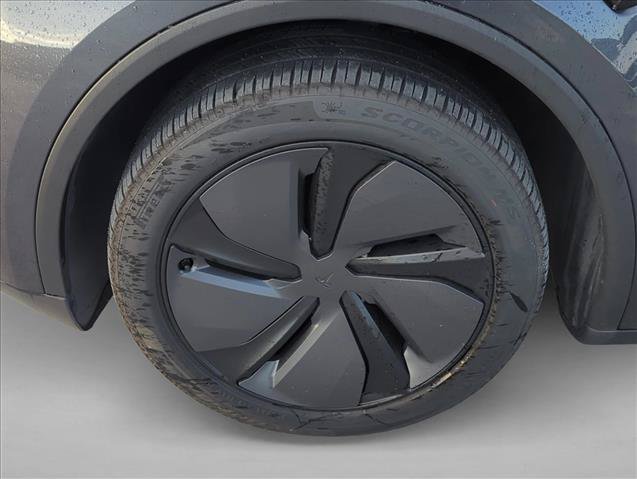 Used 2026 Tesla Model Y 2WD image 7
