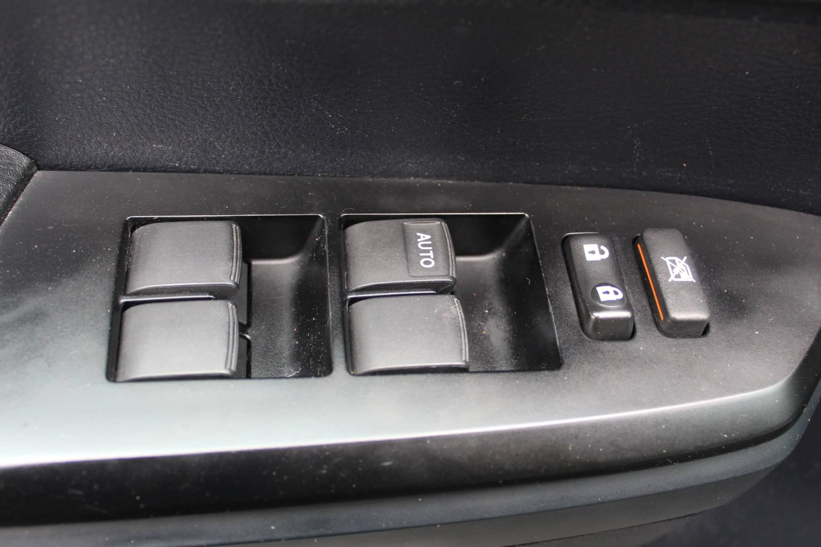 Used 2014 Toyota Tundra SR RWD image 23