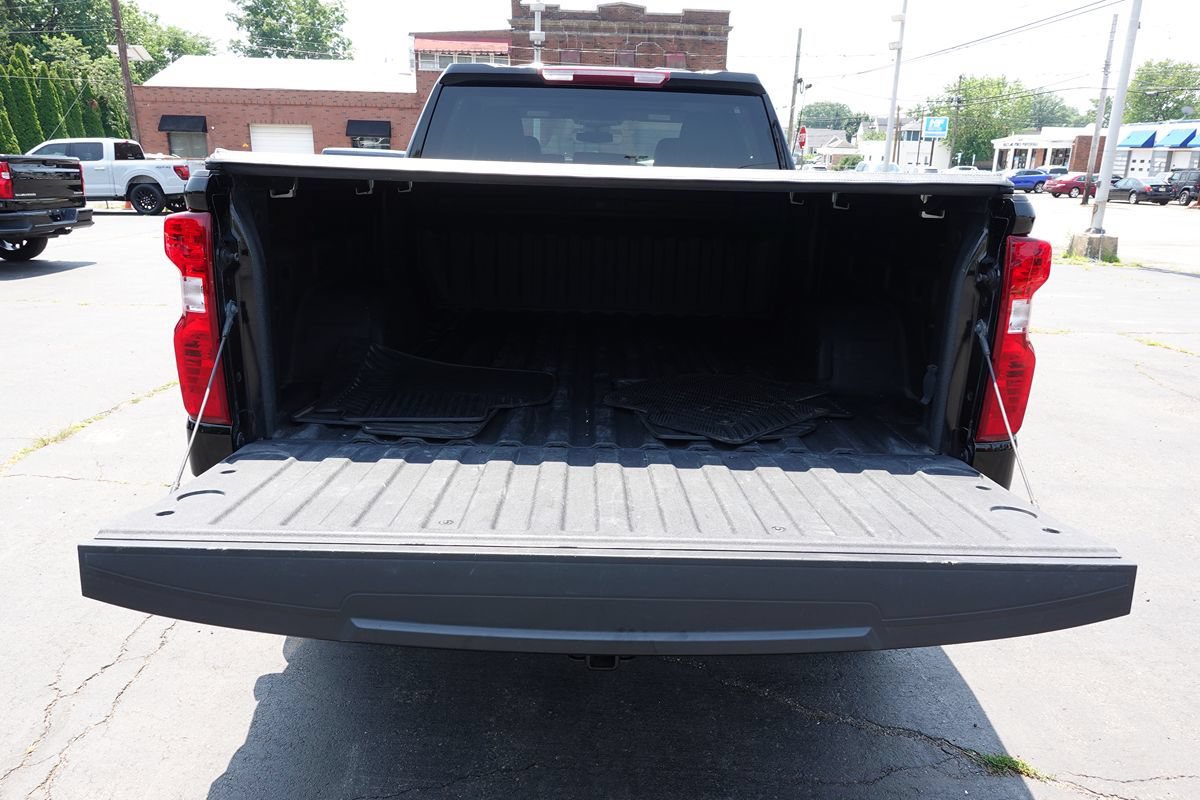 Used 2024 Chevrolet Silverado 1500 Custom AWD/4WD image 26