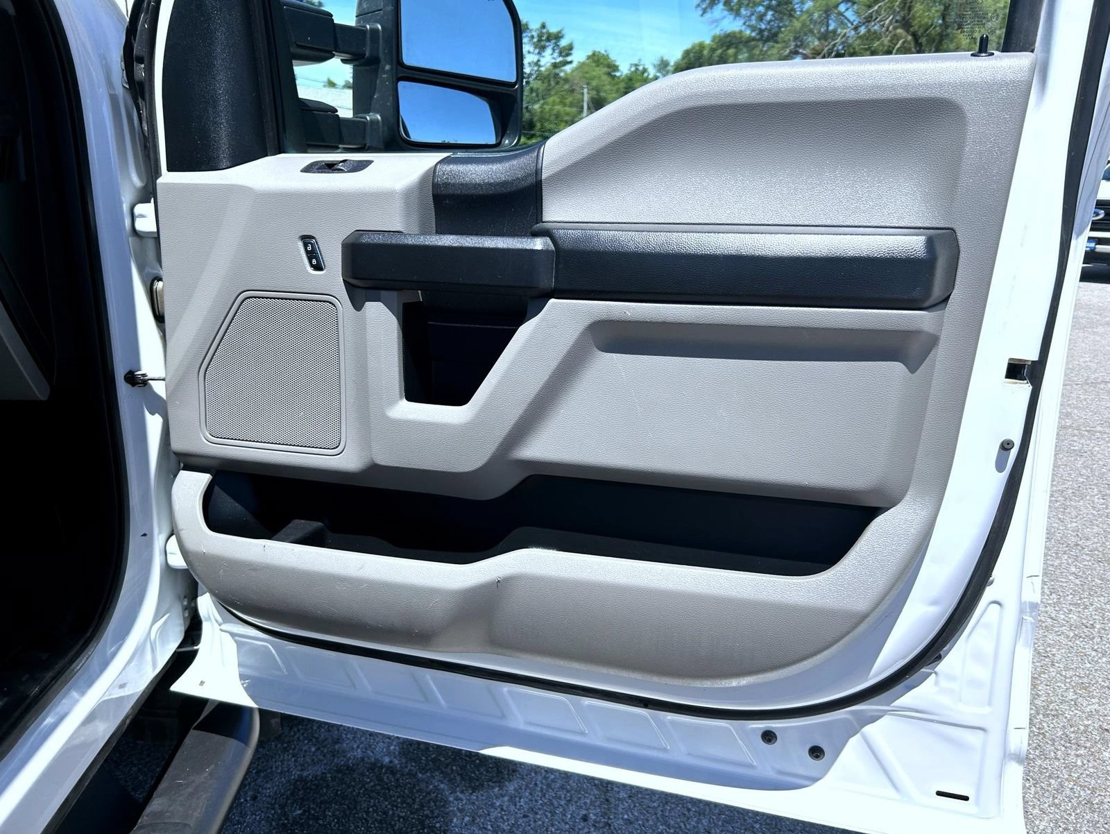 Used 2019 Ford F350 XL w/ XL Value Package AWD/4WD image 16