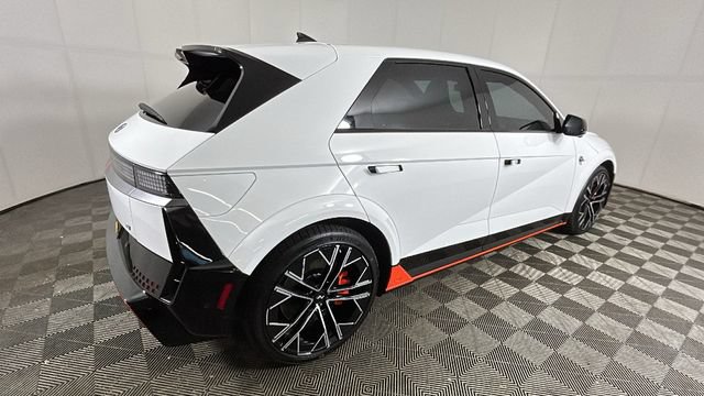 Used 2025 Hyundai Ioniq 5 N AWD/4WD image 2