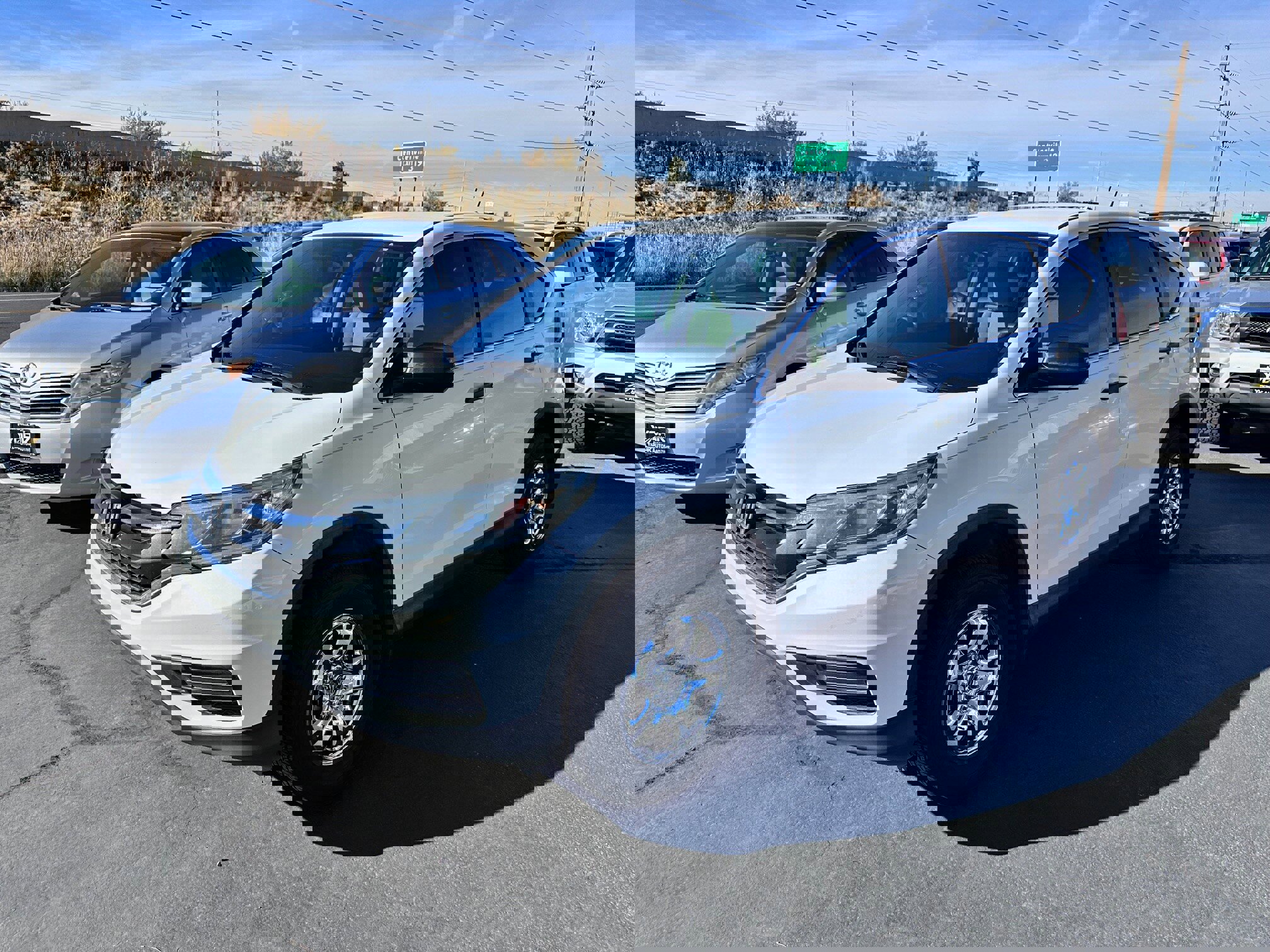 Used 2016 Honda CR-V LX image 2