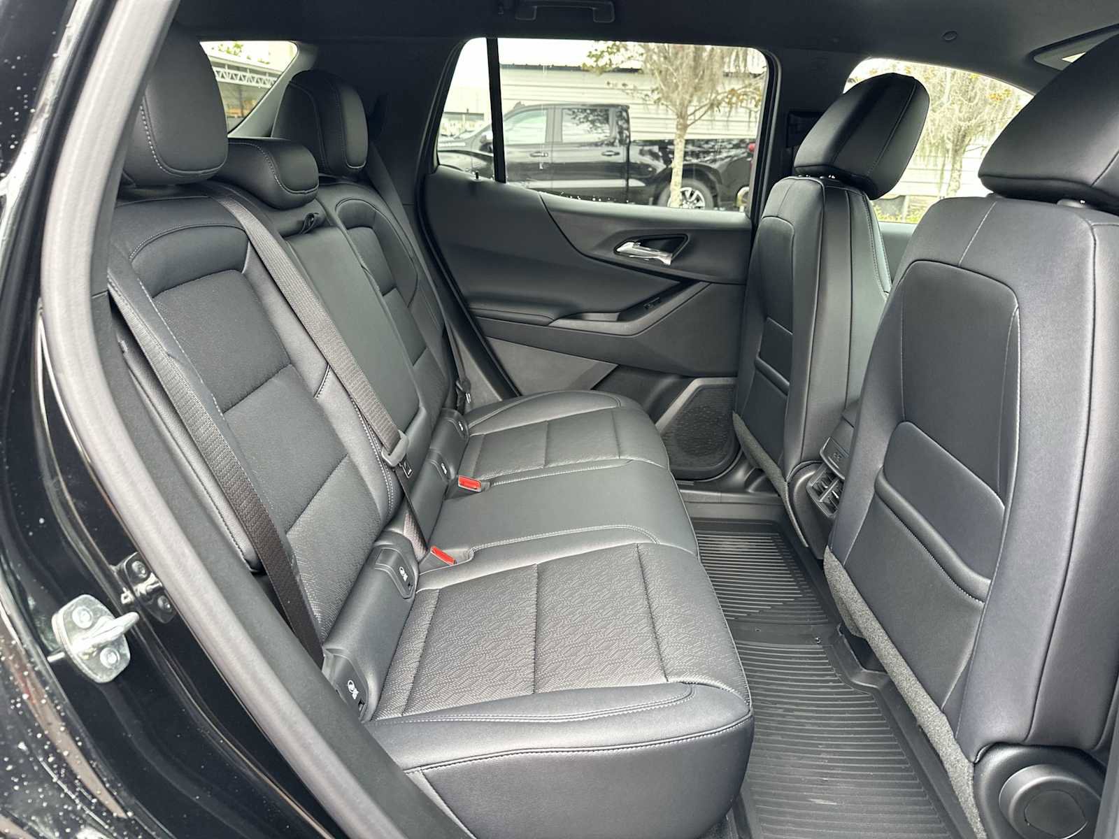 New 2026 Chevrolet Equinox LT w/ Convenience Package II image 19