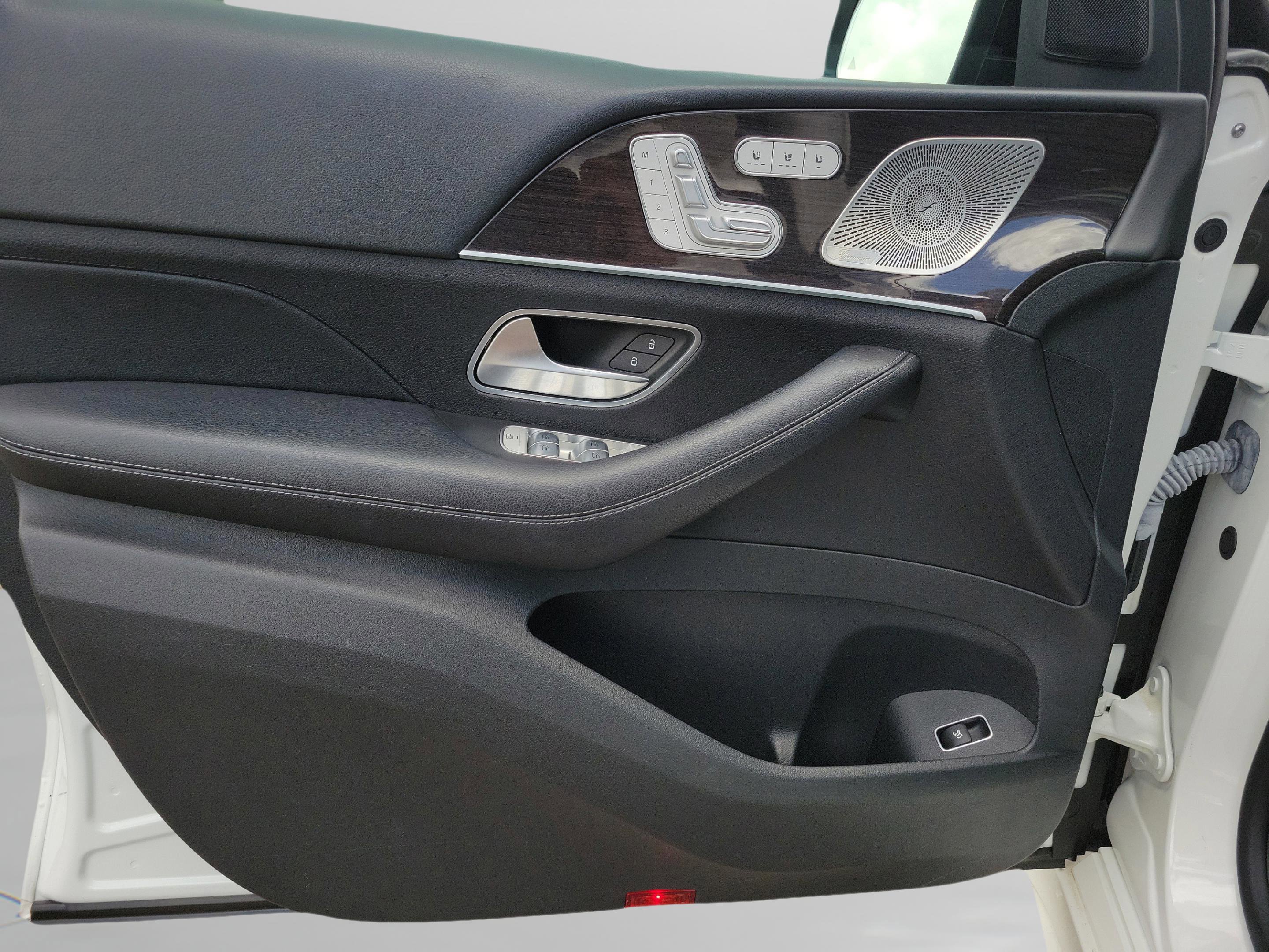 Used 2022 Mercedes-Benz GLE 350 4MATIC image 25