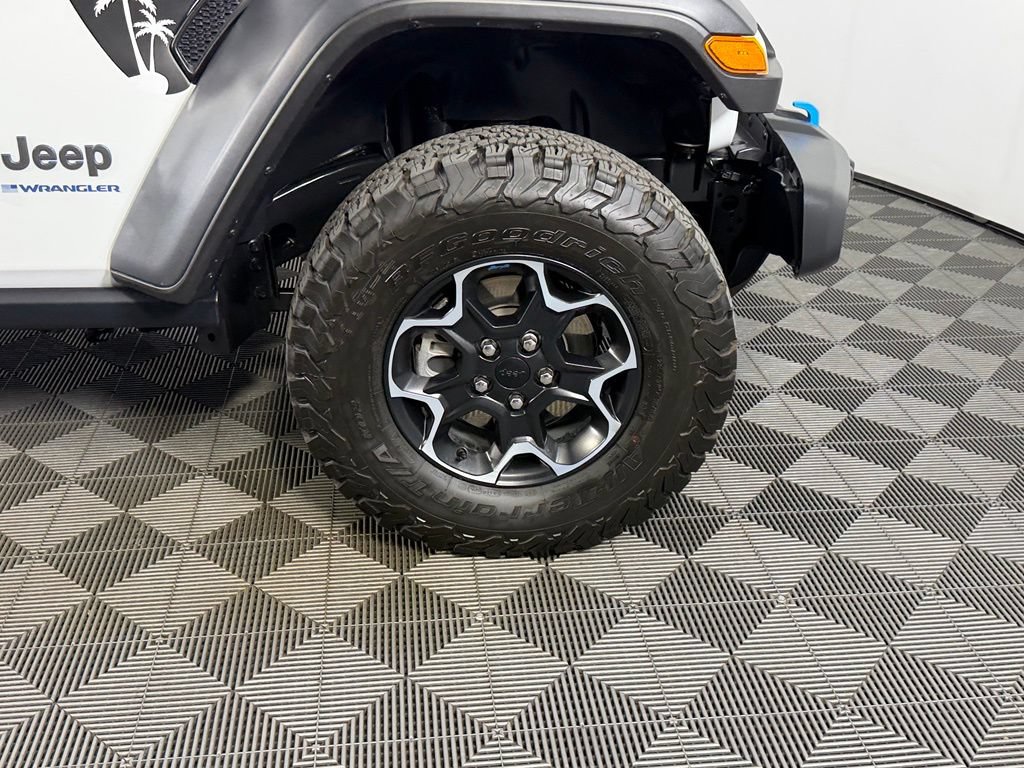 Used 2023 Jeep Wrangler Unlimited Rubicon 4xe AWD/4WD image 37