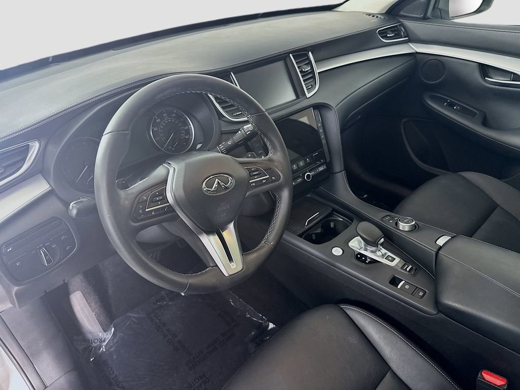 Used 2019 INFINITI QX50 Luxe image 4