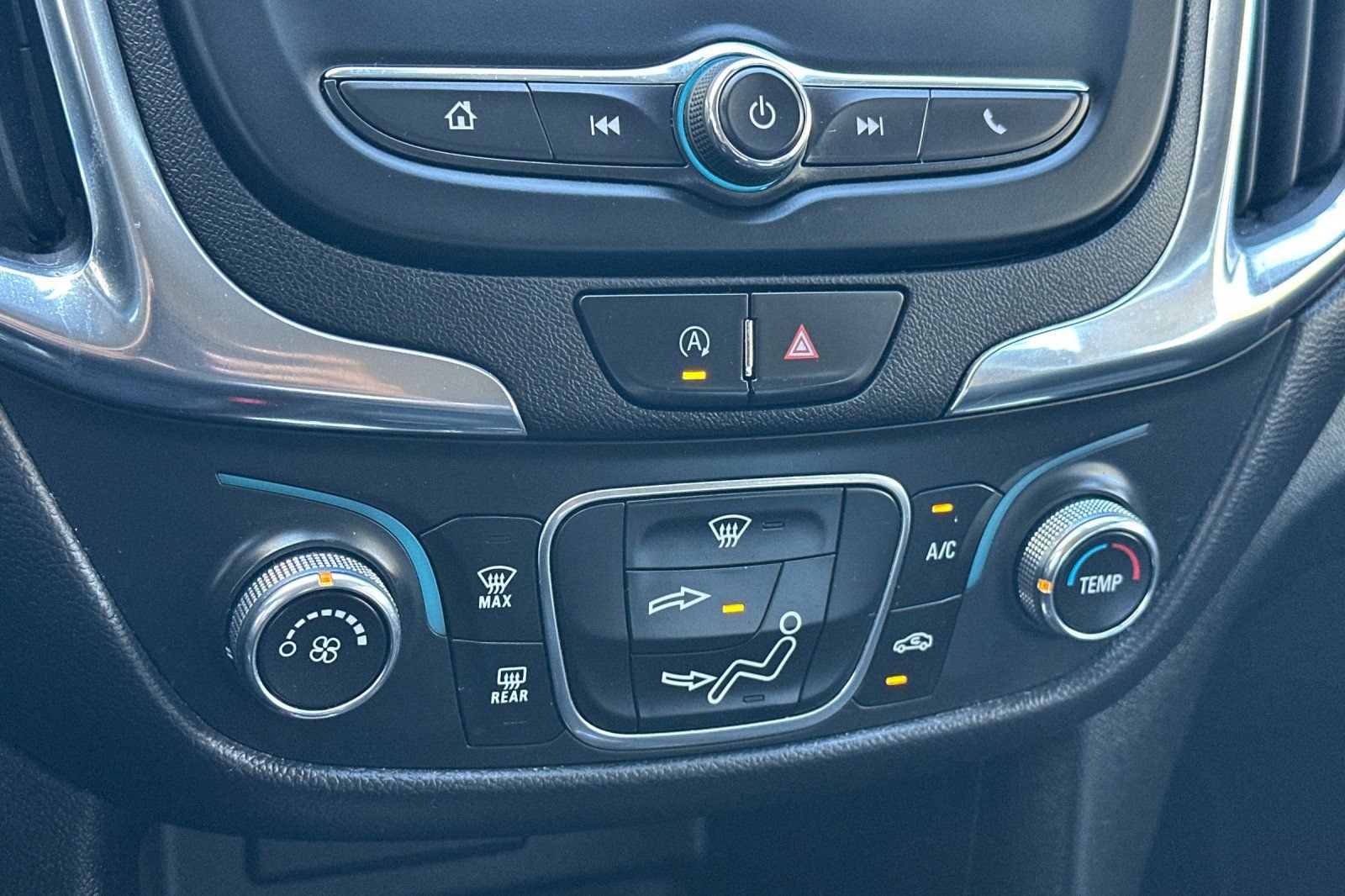 Used 2023 Chevrolet Equinox LT FWD image 20