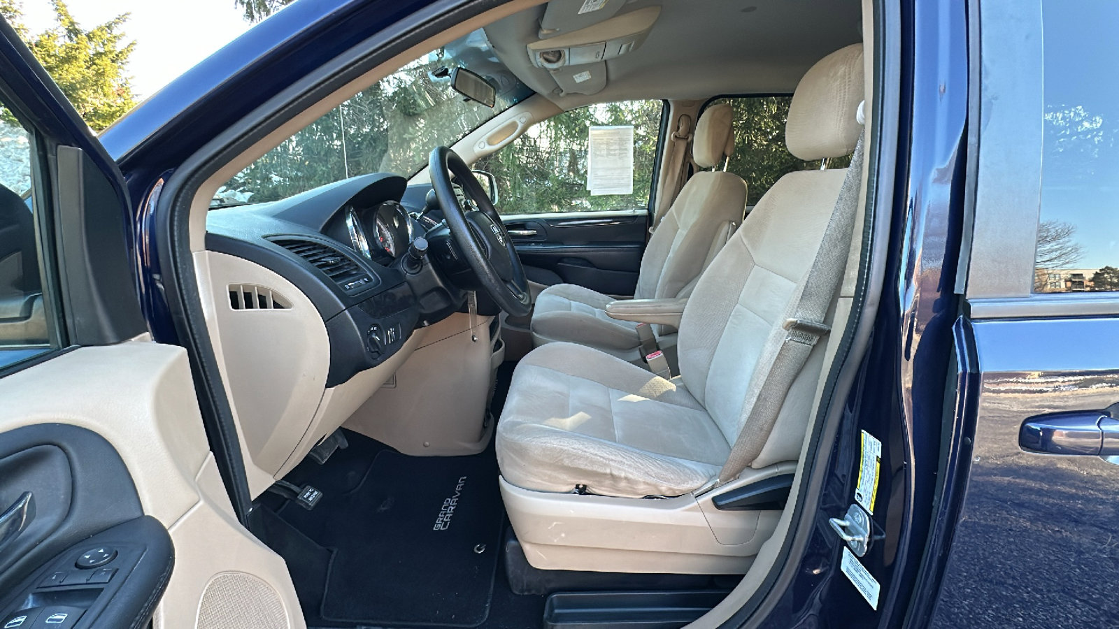 Used 2014 Dodge Grand Caravan SE w/ Quick Order Package 29E SE image 12