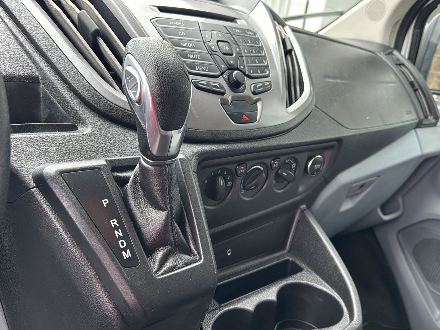 Used 2019 Ford Transit 350 XLT RWD image 19