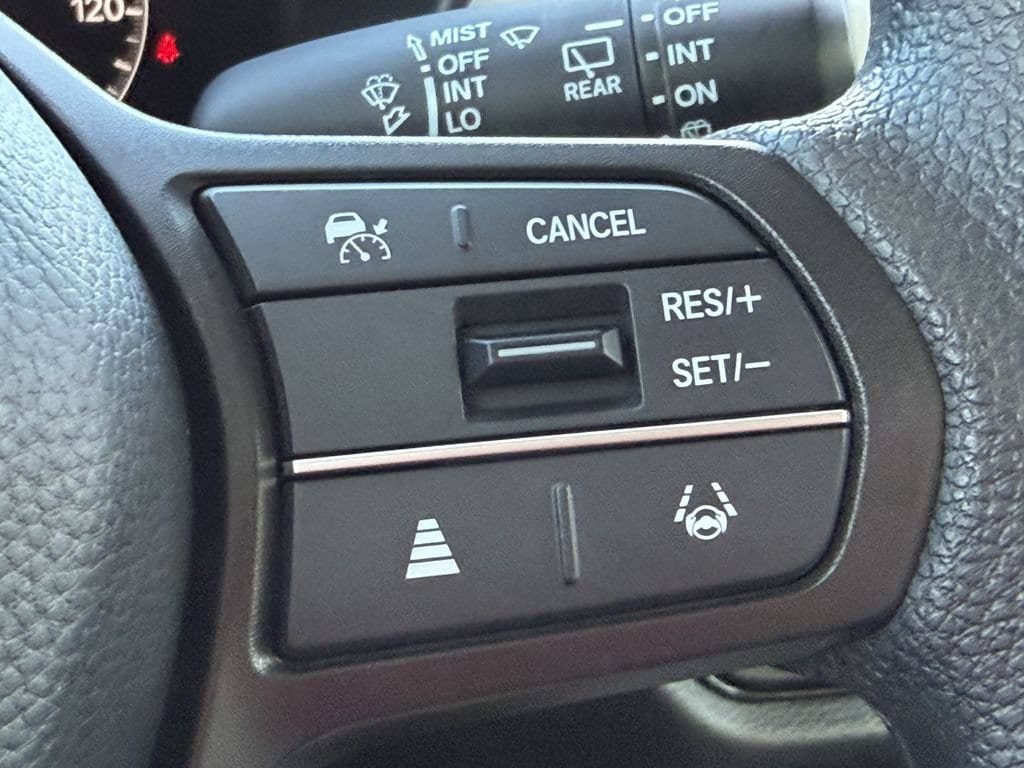 Used 2025 Honda HR-V LX image 30