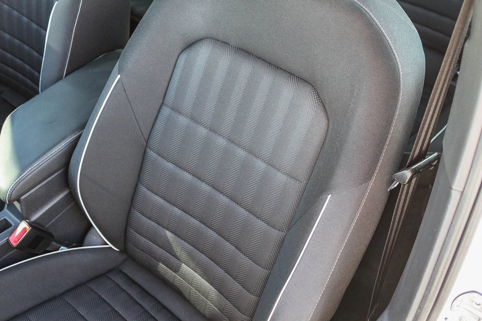 Used 2024 Volkswagen Jetta Sport image 25