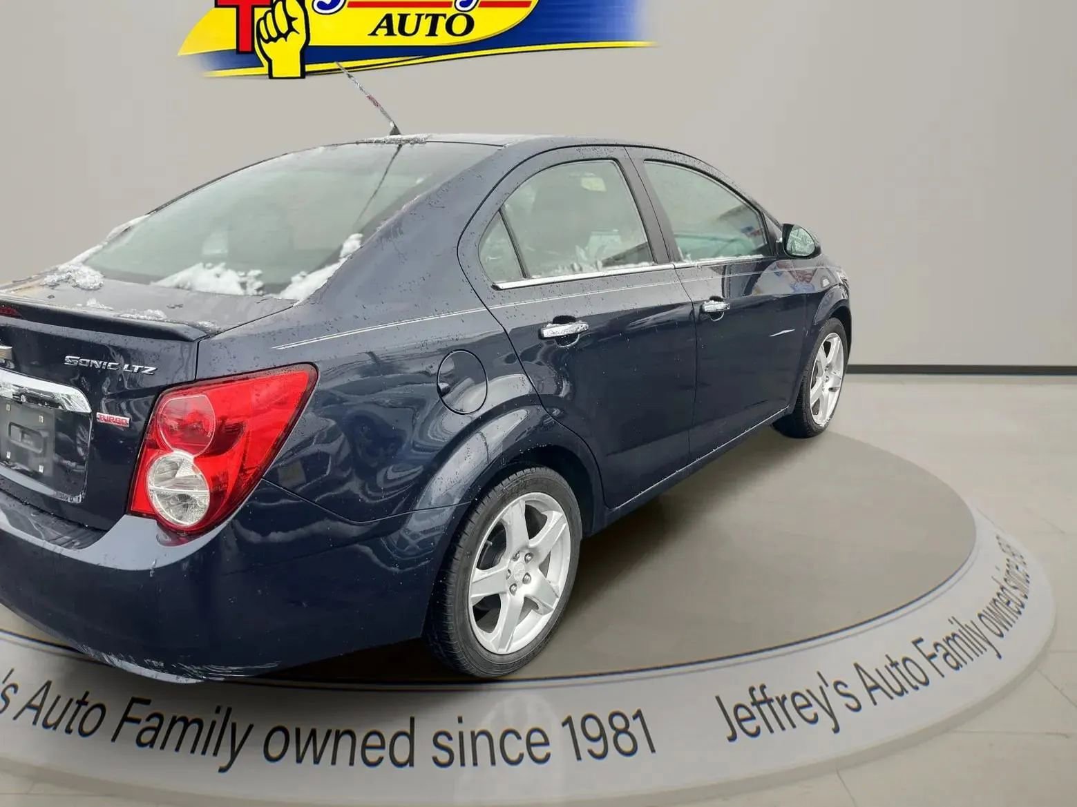 Used 2016 Chevrolet Sonic LTZ image 6