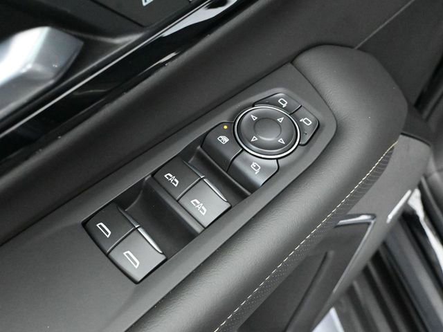 Used 2025 Chevrolet Tahoe Premier AWD/4WD image 22