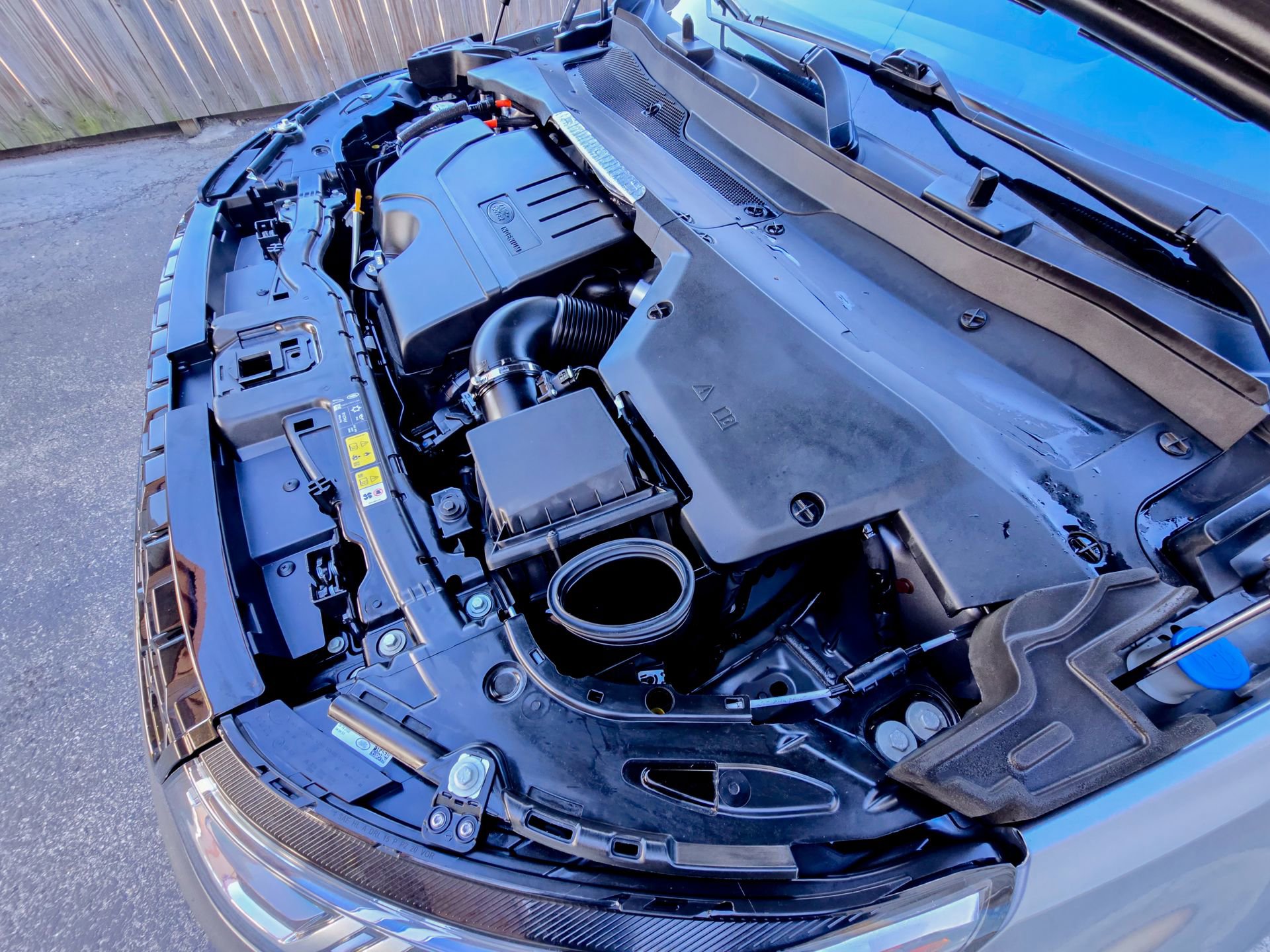 Used 2023 Land Rover Discovery Sport S R-Dynamic image 37