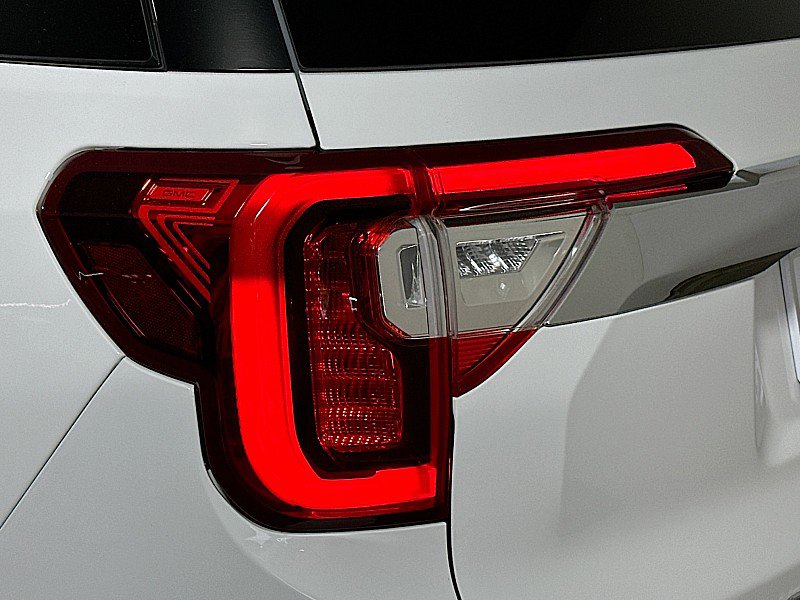 Used 2022 GMC Acadia SLE w/ Driver Convenience Package image 34