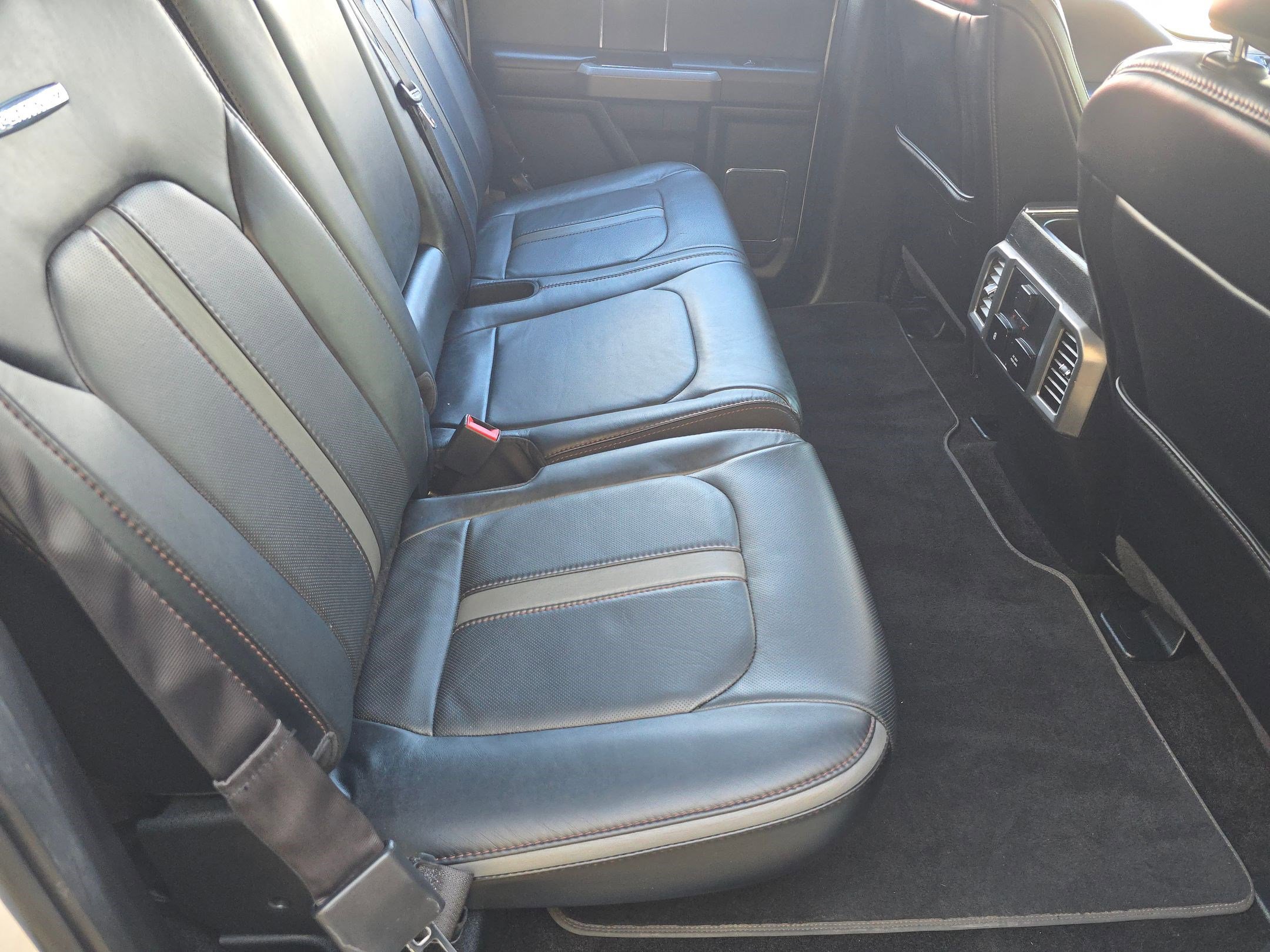 Used 2018 Ford F150 Platinum w/ Equipment Group 701A Luxury image 26