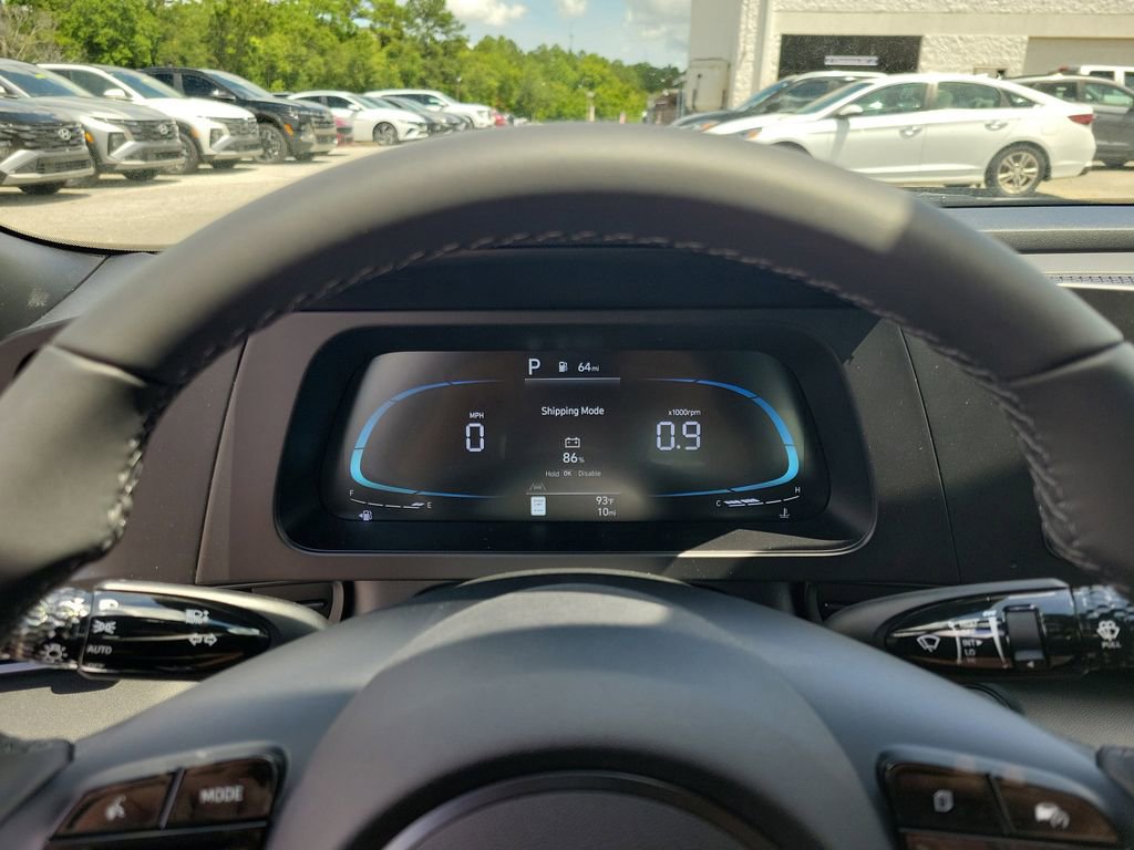 Used 2025 Hyundai Elantra Sport image 17