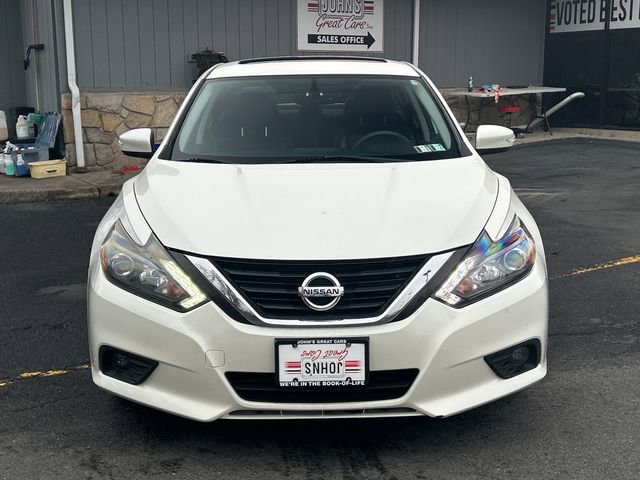 Used 2017 Nissan Altima 2.5 SL w/ 2.5 Technology Package FWD image 9