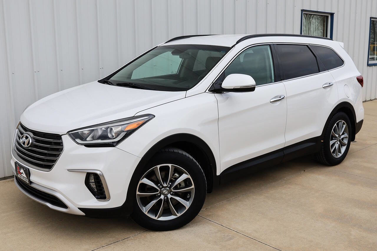 Used 2019 Hyundai Santa Fe XL SE w/ SE Premium Package 02